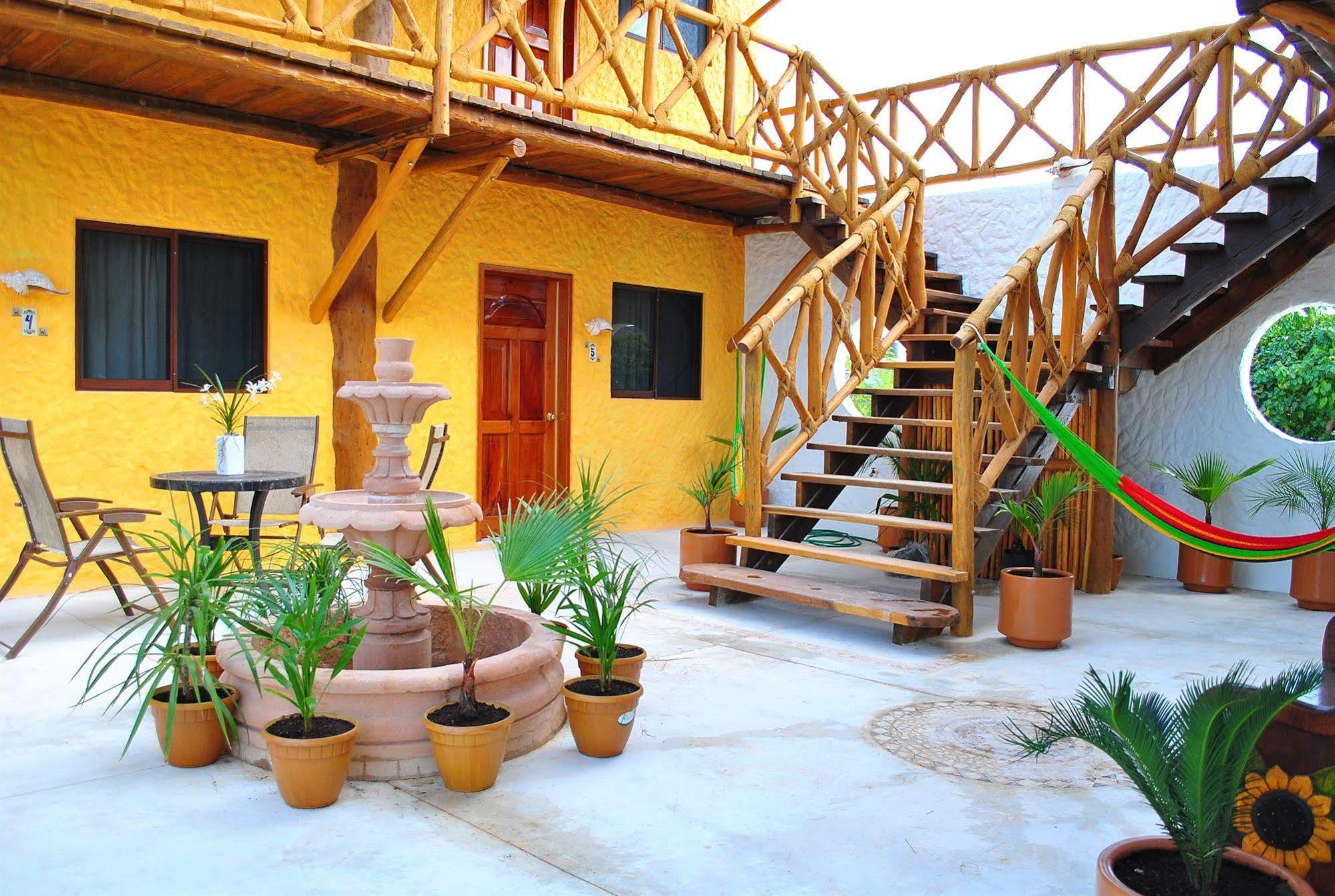 Hotel Casa Lupita Isla Holbox ภายนอก รูปภาพ