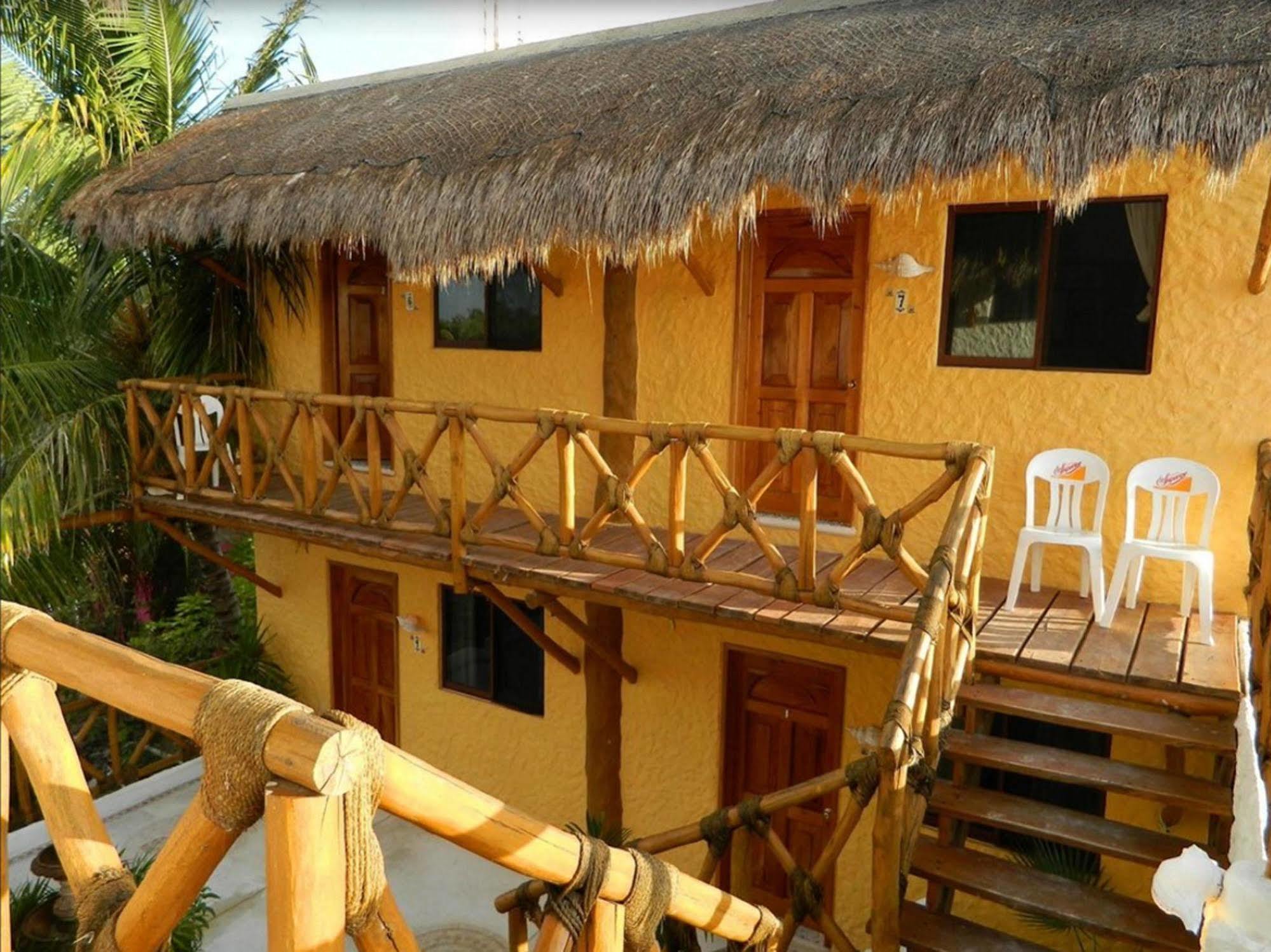 Hotel Casa Lupita Isla Holbox ภายนอก รูปภาพ